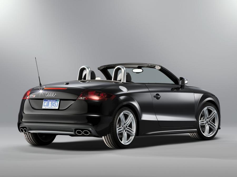  Audi TTS Roadster (8J) 2010 года  (NA) (фото 15 из 15)